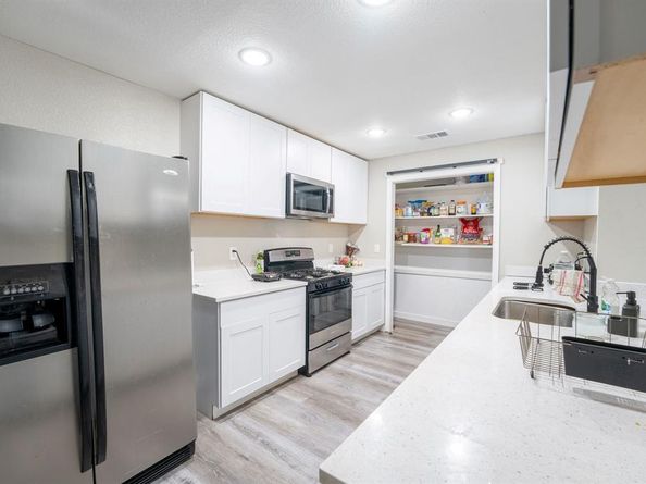 3207  Truxillo Street , Dallas Texas 75228