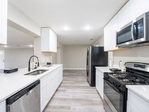 3207  Truxillo Street , Dallas Texas 75228