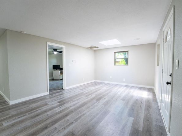 3207  Truxillo Street , Dallas Texas 75228