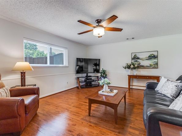 6614  Leameadow Drive , Dallas Texas 75248