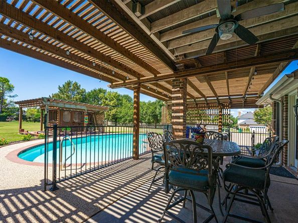 5  Darr Road , Heath Texas 75032