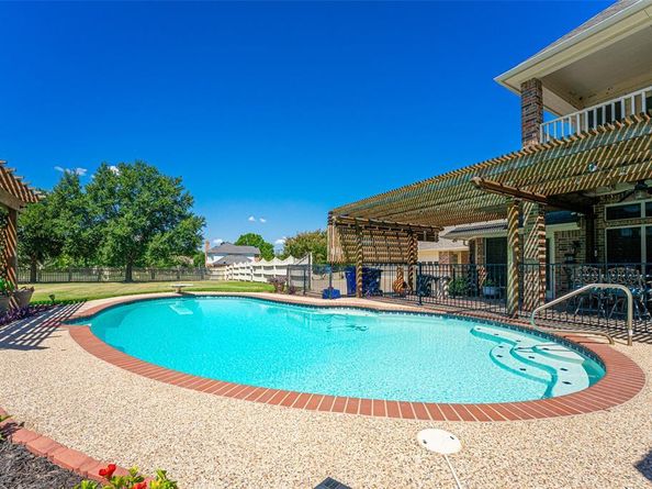 5  Darr Road , Heath Texas 75032