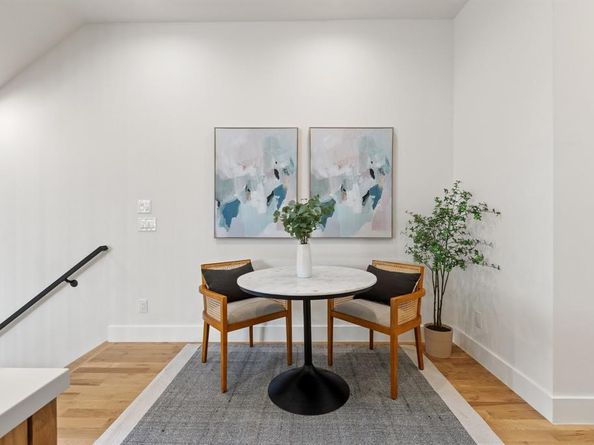 4330  Dickason Avenue  201, Dallas Texas 75219