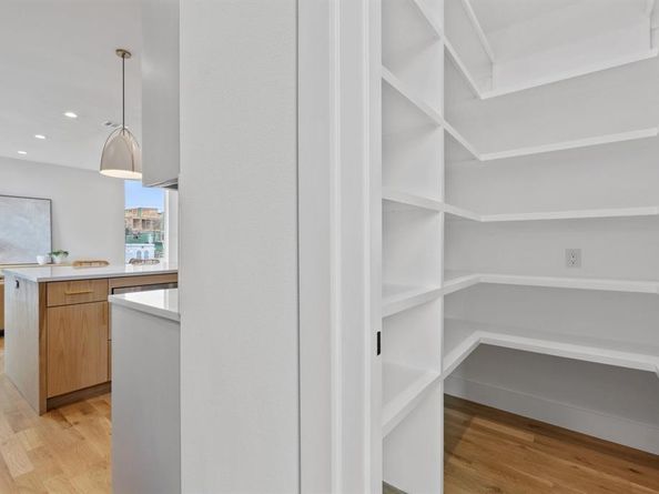 4330  Dickason Avenue  201, Dallas Texas 75219