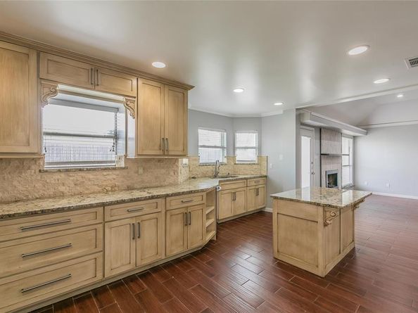 341  Loma Alta Drive , Mesquite Texas 75150