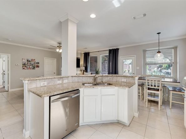 1900  Crestlake Drive , Rockwall Texas 75087