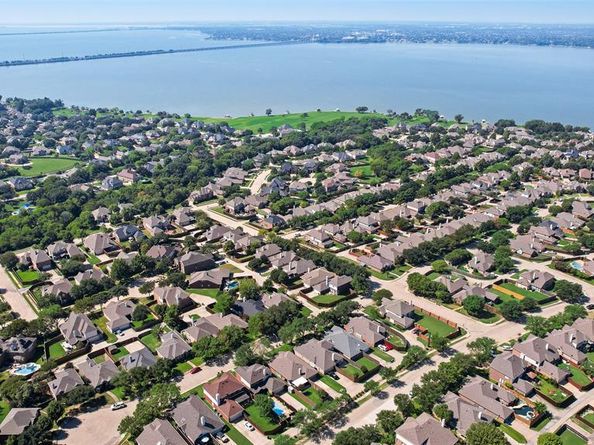 1900  Crestlake Drive , Rockwall Texas 75087