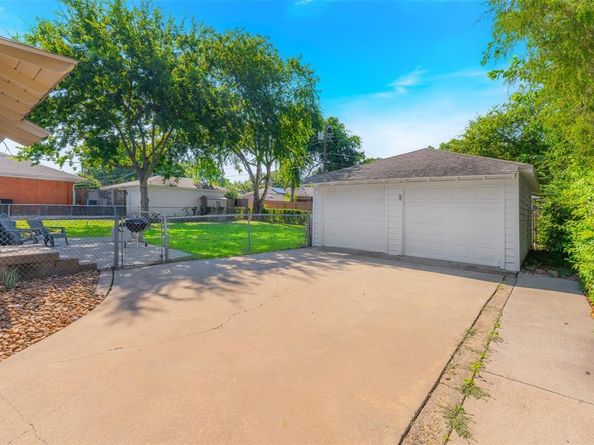 804  Haggard Street , Plano Texas 75074