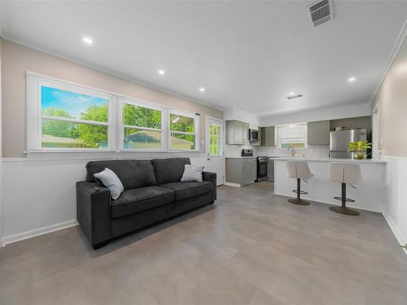 804  Haggard Street , Plano Texas 75074