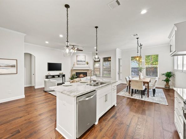 5630  Birchman Avenue , Fort Worth Texas 76107