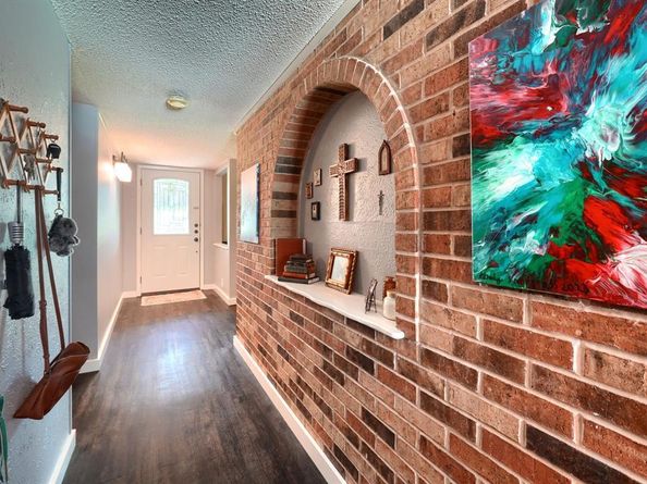 2929  Spring Brook Drive , Garland Texas 75044
