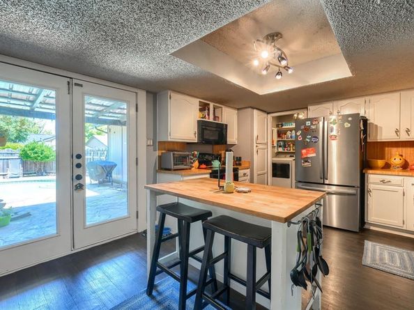 2929  Spring Brook Drive , Garland Texas 75044