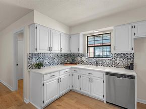 2015  Garden Crest Lane , Dallas Texas 75232