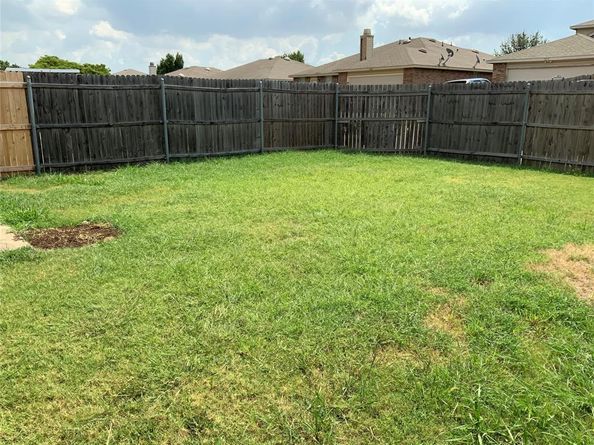 1214  April Showers Lane , Lancaster Texas 75134