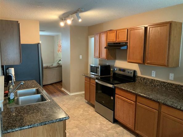 1214  April Showers Lane , Lancaster Texas 75134