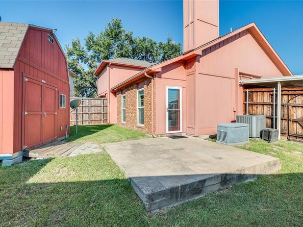 2151  Falcon Ridge Drive , Carrollton Texas 75010