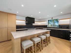 6275  Preston Creek Drive , Dallas Texas 75240