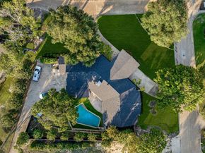 6275  Preston Creek Drive , Dallas Texas 75240