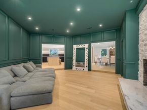 6275  Preston Creek Drive , Dallas Texas 75240