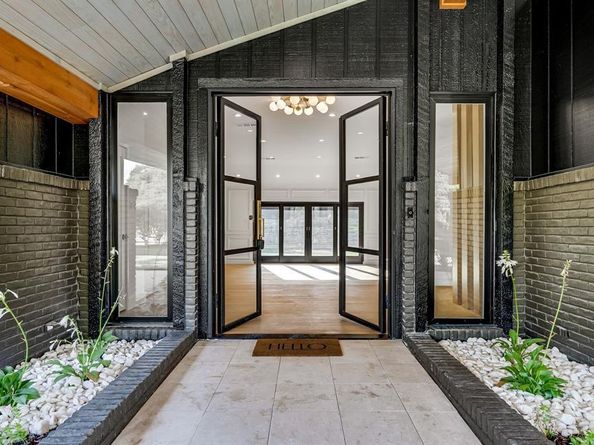 6275  Preston Creek Drive , Dallas Texas 75240