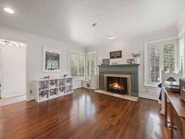 6215  Mccommas Boulevard , Dallas Texas 75214