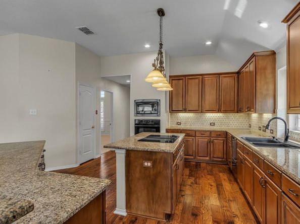 6801  Cedar Ridge Court , Plano Texas 75093