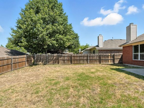8125  Fleetwing Trail , Fort Worth Texas 76131