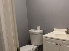 1913  Enchanted Lane , Lancaster Texas 75146
