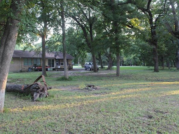 1913  Enchanted Lane , Lancaster Texas 75146