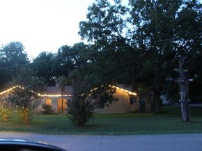 1913  Enchanted Lane , Lancaster Texas 75146