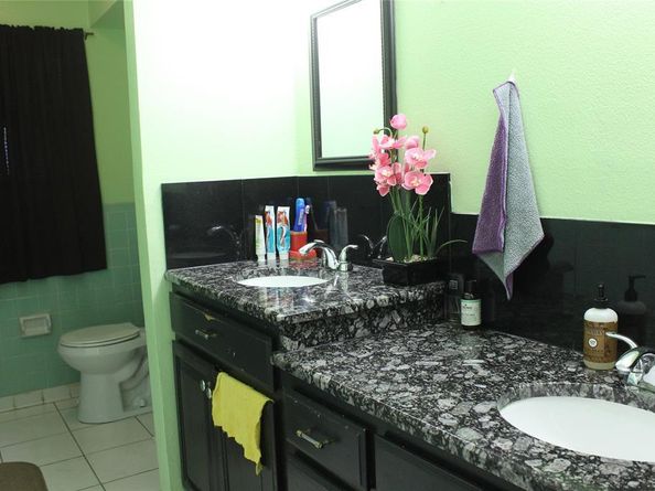 1913  Enchanted Lane , Lancaster Texas 75146