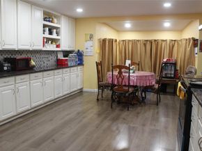 1913  Enchanted Lane , Lancaster Texas 75146