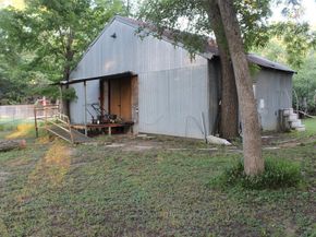 1913  Enchanted Lane , Lancaster Texas 75146