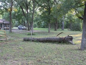 1913  Enchanted Lane , Lancaster Texas 75146