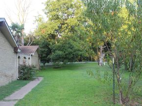 1913  Enchanted Lane , Lancaster Texas 75146