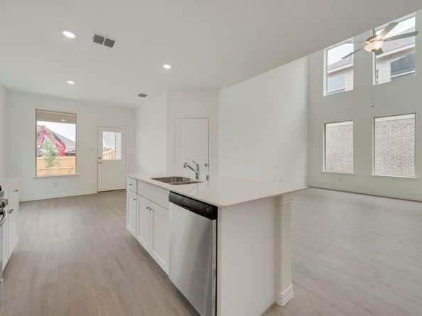10121  Regal Bend Lane , Fort Worth Texas 76179