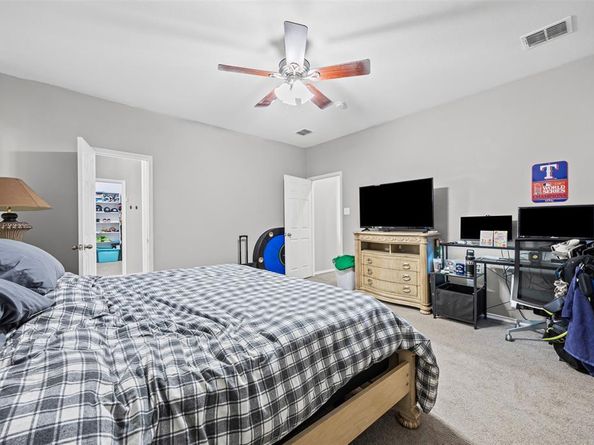 5712  Mountain Stream Trail , Fort Worth Texas 76244