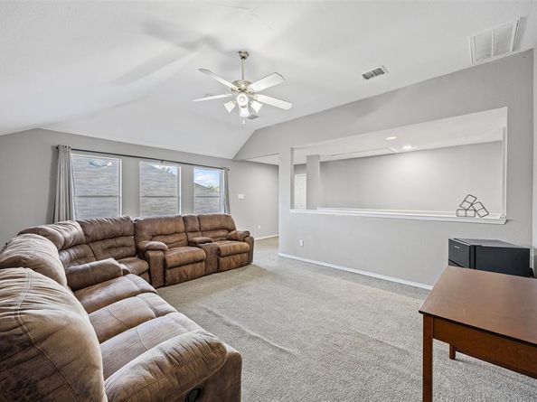 5712  Mountain Stream Trail , Fort Worth Texas 76244