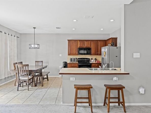 5712  Mountain Stream Trail , Fort Worth Texas 76244