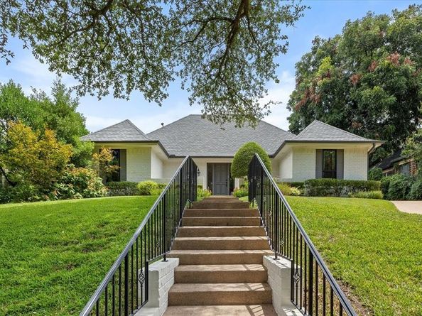 2417  Winton Terrace W, Fort Worth Texas 76109