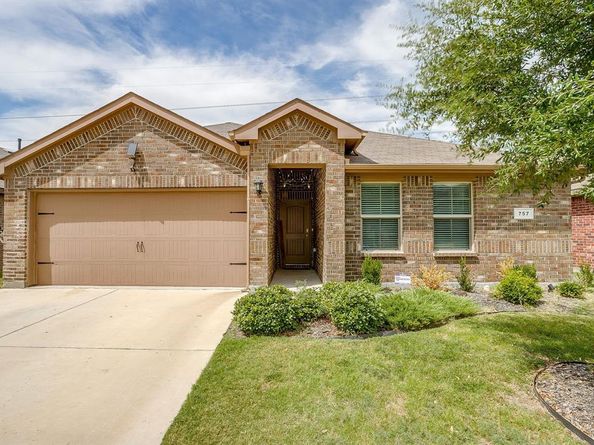 757  Watson Way , Crowley Texas 76036