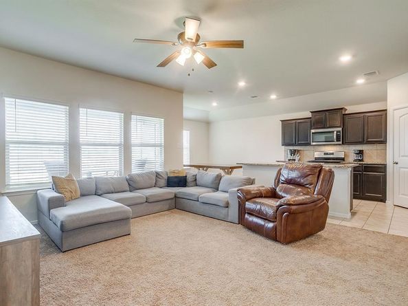 757  Watson Way , Crowley Texas 76036