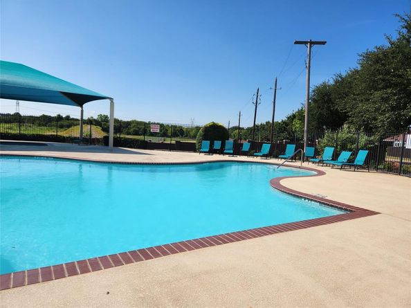 757  Watson Way , Crowley Texas 76036