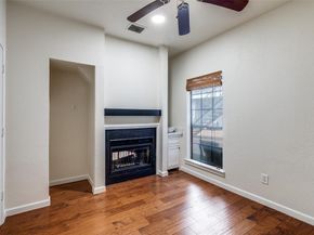 218 N Beacon Street  102, Dallas Texas 75214