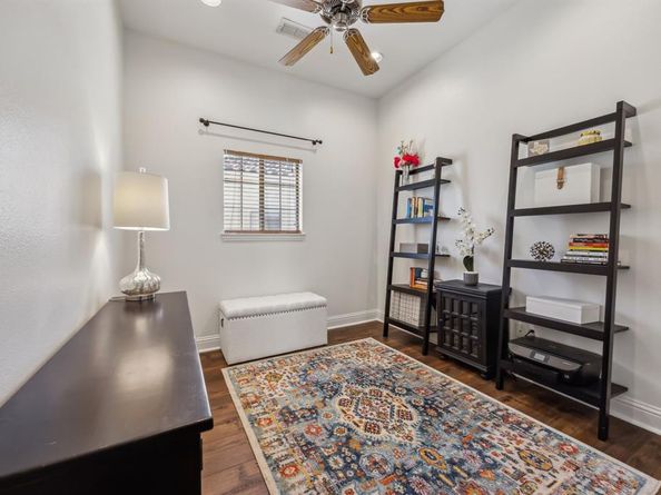1012  Pavillion Street , Dallas Texas 75204