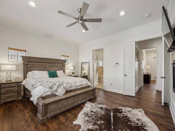 1012  Pavillion Street , Dallas Texas 75204