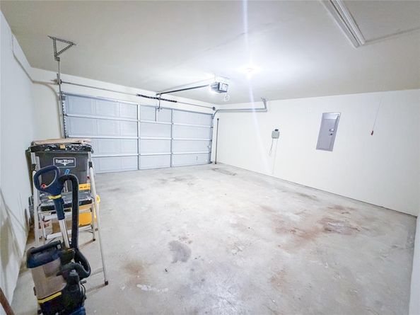 1737  White Feather Lane , Fort Worth Texas 76131