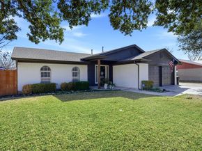 908  Darnell Avenue , Benbrook Texas 76126