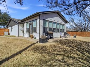 908  Darnell Avenue , Benbrook Texas 76126