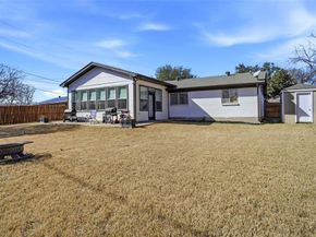 908  Darnell Avenue , Benbrook Texas 76126